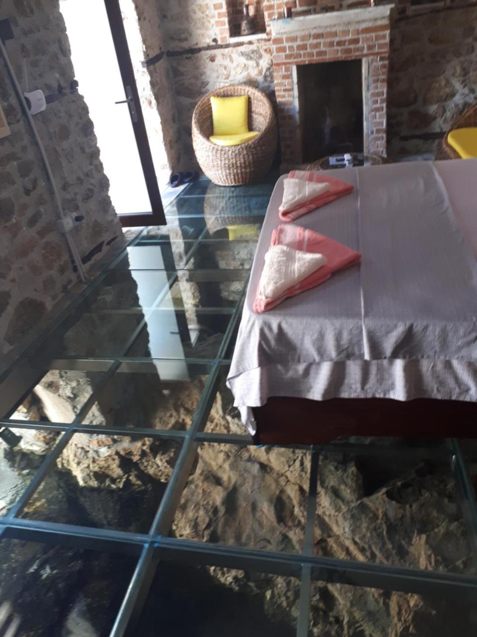 Nuci's Glass Floor